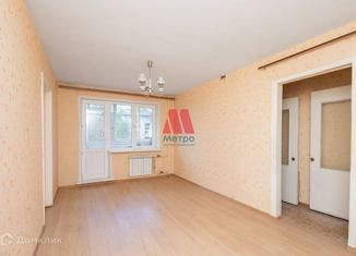 Продается 2-комнатная квартира, 46.1 м2, Ярославль, Пионерская улица, 11