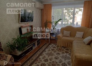 Продается 2-ком. квартира, 58.8 м2, Астраханская область, улица Максима Горького, 95