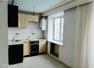 Продаю двухкомнатную квартиру, 47.1 м2, Нижний Ломов, улица Крылова, 3