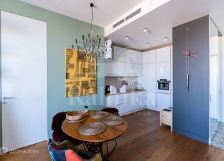 Продам 3-ком. квартиру, 99 м2, Москва, Мосфильмовская улица, 8, метро Парк Победы