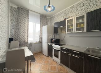 Продам 3-комнатную квартиру, 72 м2, посёлок городского типа Пойковский, Бамовская улица, 5