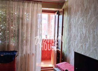 Продам 2-комнатную квартиру, 48 м2, Тюменская область, улица Николая Чаплина, 119