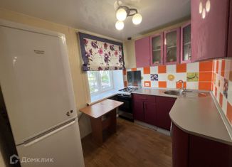 Трехкомнатная квартира на продажу, 50.1 м2, посёлок Мелехово, Школьный переулок, 28