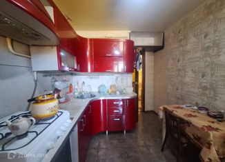 2-ком. квартира на продажу, 51.3 м2, посёлок городского типа Кардымово, улица Ленина, 54