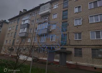 Продается двухкомнатная квартира, 44.1 м2, Алексеевка, площадь Победы, 79