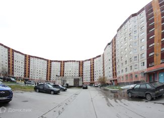 Продажа трехкомнатной квартиры, 84 м2, Тюменская область, улица Зверева, 49