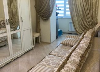 Продается 4-ком. квартира, 86.9 м2, Ейск, улица Горького, 13