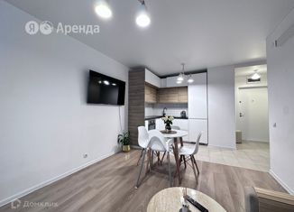 Сдается 2-комнатная квартира, 40 м2, Москва, метро Бульвар Адмирала Ушакова, улица Поляны, 5Ак5