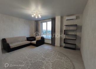 Сдам 1-ком. квартиру, 41.2 м2, Волгоград, улица Пархоменко, 8А