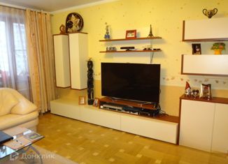 Сдам в аренду 3-ком. квартиру, 74 м2, Москва, улица Авиаконструктора Миля, 19, метро Жулебино