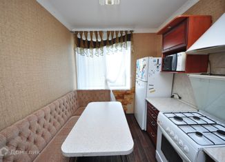 Продается пятикомнатная квартира, 90.7 м2, Салават, улица Островского, 76А