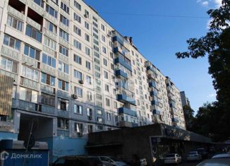 Сдаю в аренду 2-ком. квартиру, 44 м2, Владивосток, Некрасовская улица, 72