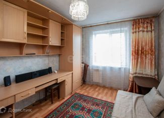 Сдача в аренду 3-ком. квартиры, 59.4 м2, Новокузнецк, улица Тольятти, 46