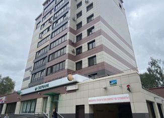 Продам 3-комнатную квартиру, 90 м2, Киров, Милицейская улица, 49