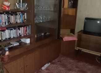 Продаю 2-комнатную квартиру, 43.3 м2, городской посёлок Толмачёво, улица Прохорова, 29