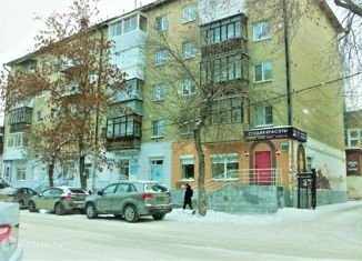 Продается двухкомнатная квартира, 43 м2, Екатеринбург, улица Сакко и Ванцетти, 50, улица Сакко и Ванцетти