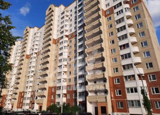 Продается 2-ком. квартира, 63.3 м2, посёлок Власиха, Заозёрная улица, 25