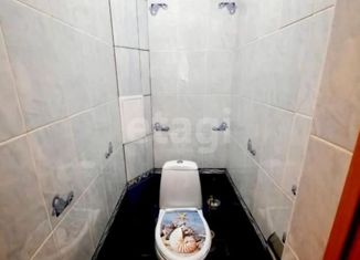 Продается 2-ком. квартира, 40.3 м2, Екатеринбург, улица Лобкова, 10, улица Лобкова