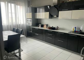 Продается 3-ком. квартира, 88 м2, Ставрополь, проспект Кулакова, 71