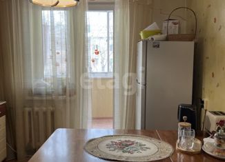 Продажа 2-ком. квартиры, 52.2 м2, Арсеньев, улица 25 лет Арсеньева, 5