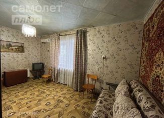 Продается комната, 46 м2, Астрахань, улица Адмирала Нахимова, 113