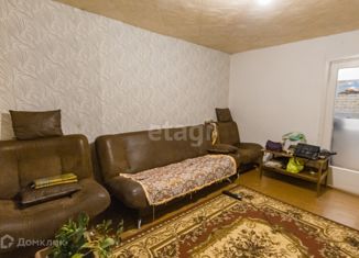 Продается четырехкомнатная квартира, 75 м2, Горно-Алтайск, Поселковая улица, 10