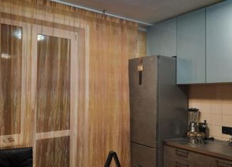 Продам 3-комнатную квартиру, 77 м2, Москва, улица Богданова, 42, улица Богданова