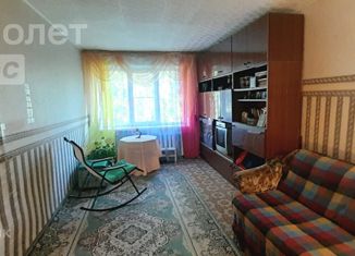 Продается 2-комнатная квартира, 47 м2, Златоуст, 3-й микрорайон проспекта имени Ю.А. Гагарина, 37