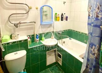 Продам двухкомнатную квартиру, 44 м2, Новосибирск, улица Федосеева, улица Федосеева