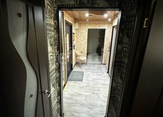 2-ком. квартира на продажу, 54.3 м2, поселок городского типа Уренгой, 4-й микрорайон, 33