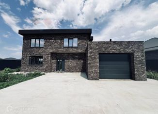 Продается дом, 303.9 м2, аул Старобжегокай, улица Гагарина