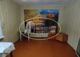 2-комнатная квартира на продажу, 51.6 м2, рабочий посёлок Новоильинский, улица Свердлова, 15