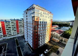 Продается 2-ком. квартира, 70 м2, Нальчик, Балкарская улица, 97, район Затишье