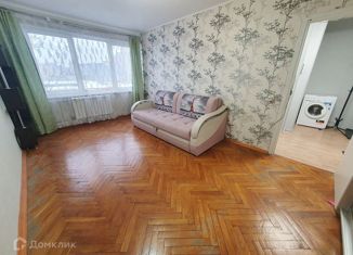 Сдам однокомнатную квартиру, 32.4 м2, Санкт-Петербург, улица Симонова, 12/9, улица Симонова