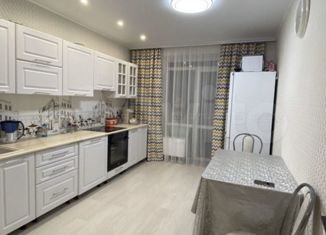 Продажа 2-комнатной квартиры, 55 м2, деревня Царёво, улица Петра Гаврилова, 20