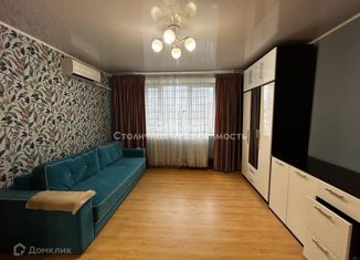 Продам 2-ком. квартиру, 53.4 м2, Москва, Новомарьинская улица, 14/15, метро Братиславская