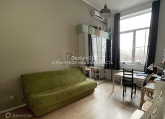 Продаю 2-комнатную квартиру, 46 м2, Москва, Боровское шоссе, 2к7, метро Говорово