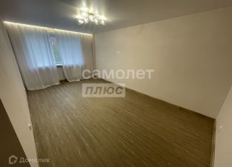 Продаю 3-ком. квартиру, 58 м2, Иркутск, улица Лопатина, 18