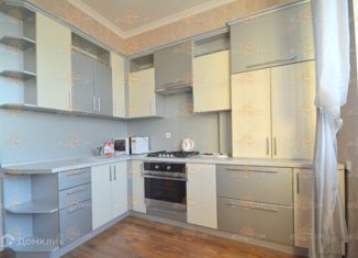 Сдается двухкомнатная квартира, 62.4 м2, Ставрополь, Комсомольская улица, 65А, микрорайон №3