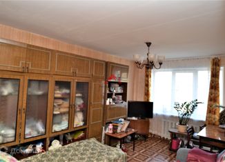 Продается 2-комнатная квартира, 53.7 м2, Кольчугино, улица Чапаева, 1Г