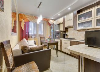 Продается двухкомнатная квартира, 65.8 м2, посёлок Тельмана, посёлок Тельмана, 11к2