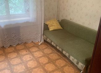 Продажа трехкомнатной квартиры, 64.6 м2, Белая Калитва, Коммунистическая улица, 8