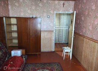 Продается 3-комнатная квартира, 63 м2, Нижний Новгород, улица Пугачёва, 17, метро Бурнаковская
