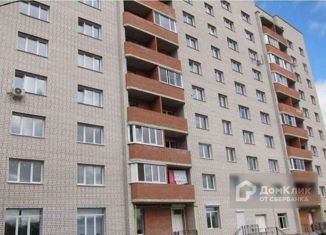 Продаю 2-ком. квартиру, 62 м2, село Печерск, Школьная улица, 15