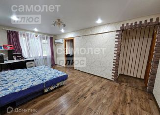 Продам 3-комнатную квартиру, 58.8 м2, Астраханская область, улица Татищева, 17