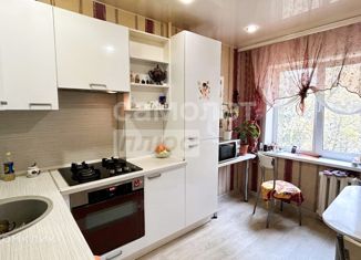 Продается 2-комнатная квартира, 44 м2, Коми, Октябрьский проспект, 43