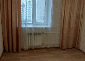 Продается 2-комнатная квартира, 60 м2, Саратовская область, улица Маяковского, 3