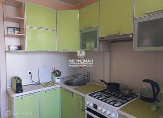 Продаю 2-ком. квартиру, 45 м2, Нижний Новгород, метро Горьковская, бульвар 60-летия Октября, 20