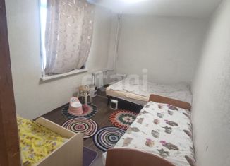 Продаю 4-комнатную квартиру, 77.9 м2, Черногорск, улица Чапаева, 49