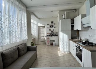 Продам двухкомнатную квартиру, 55 м2, Краснодарский край, Российская улица, 2Б
